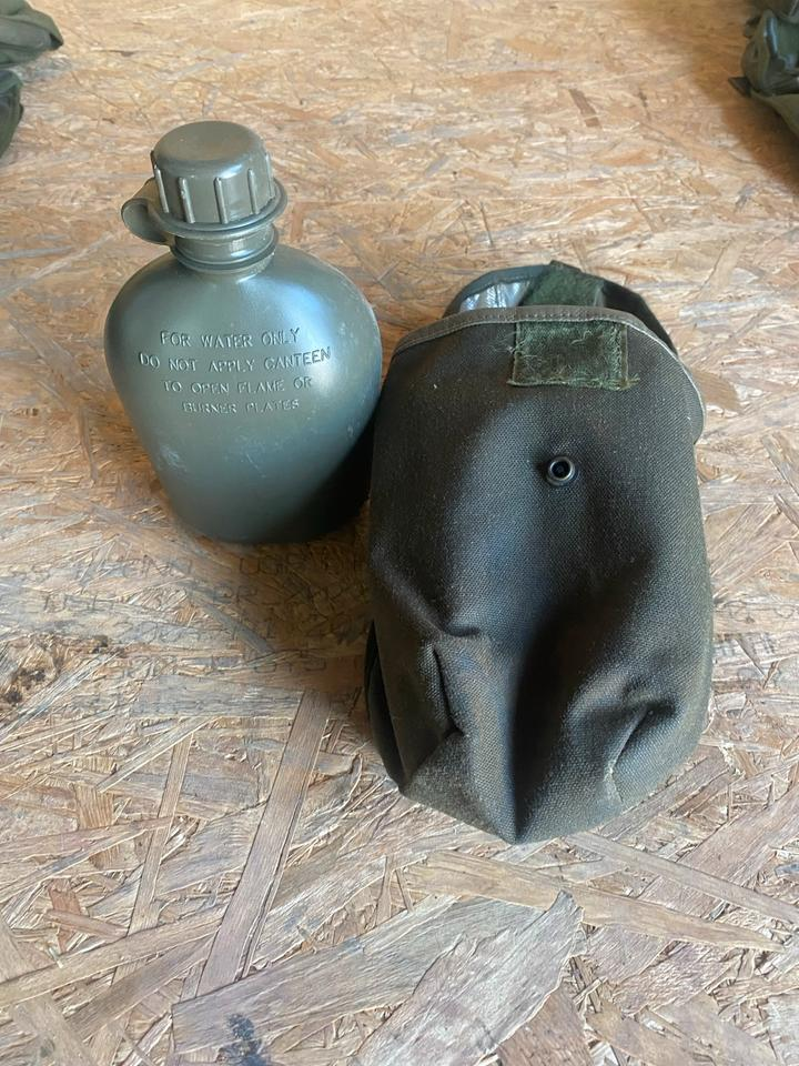 Britische Tasche Wasserflasche US Army Bundeswehr Camping