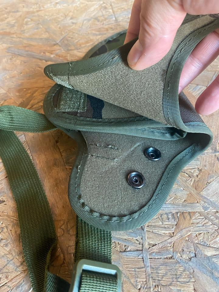 US Army Pistolenschulter Holster Woodland Neu Links