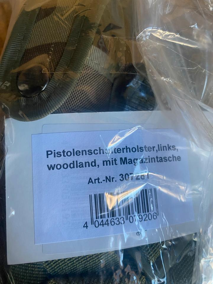 US Army Pistolenschulter Holster Woodland Neu Links
