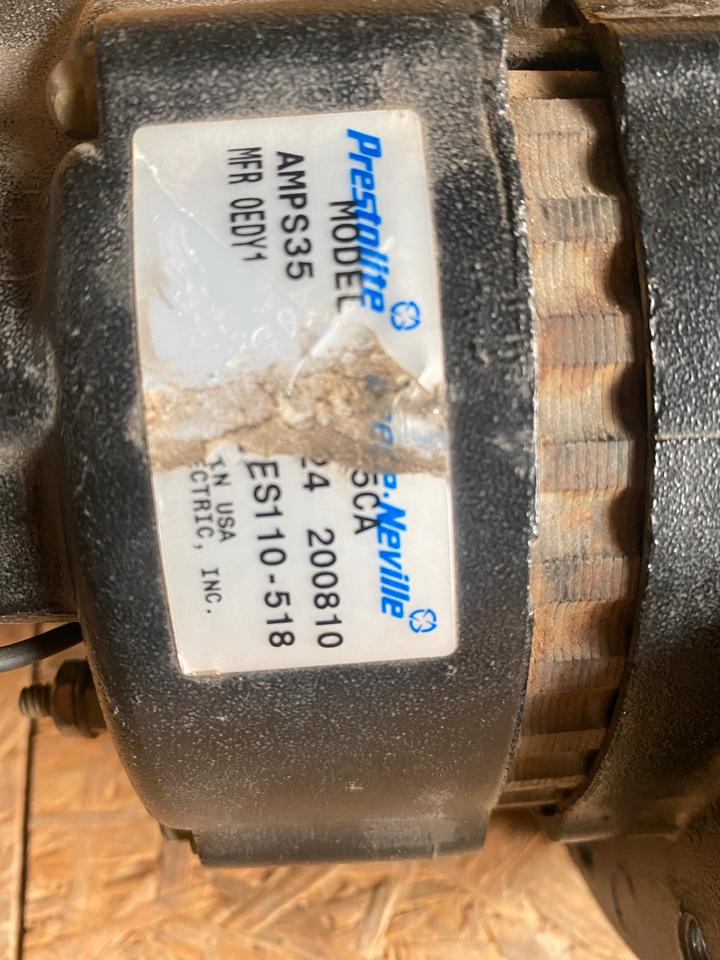 US Army Prestolite Lichtmaschine 24V 8RG3063 NOS
