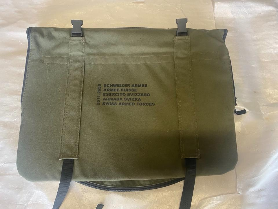 Schweizer Militär Kleider Tasche, Dienstjacke NOS