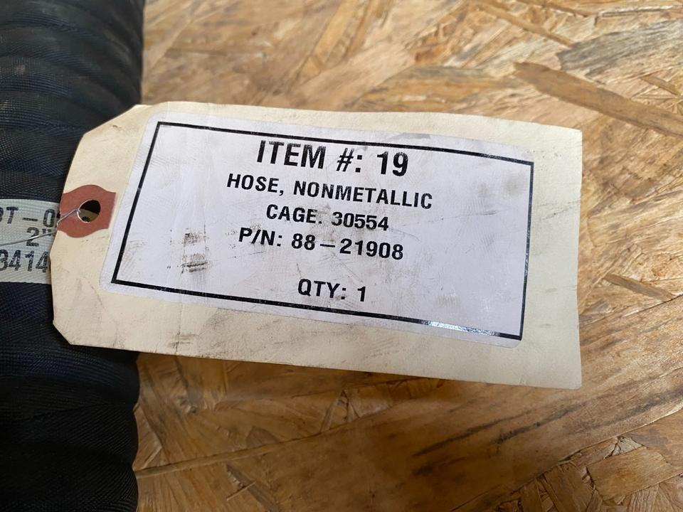 US Army John Deere 6059T u. 4039T MEP NEU Kühlerschlauch