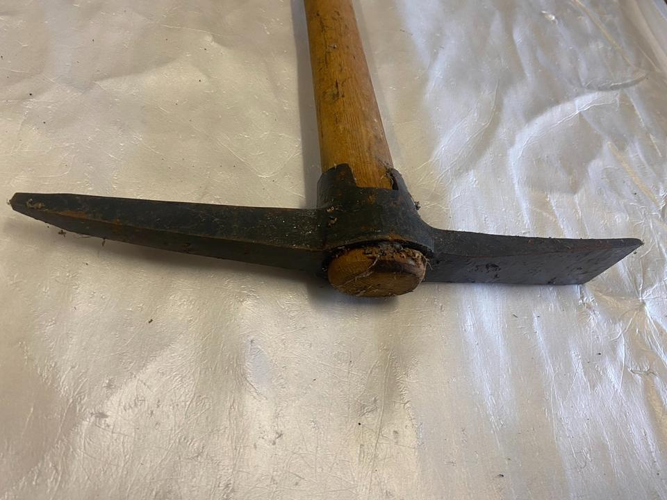 Schweizer Militär Steinmann Spitzhacke NOS