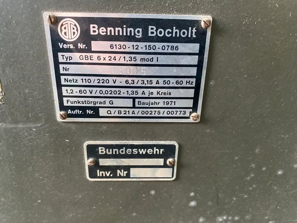 Ladegerät Bundeswehr Benning Bochold 1971 Batterien