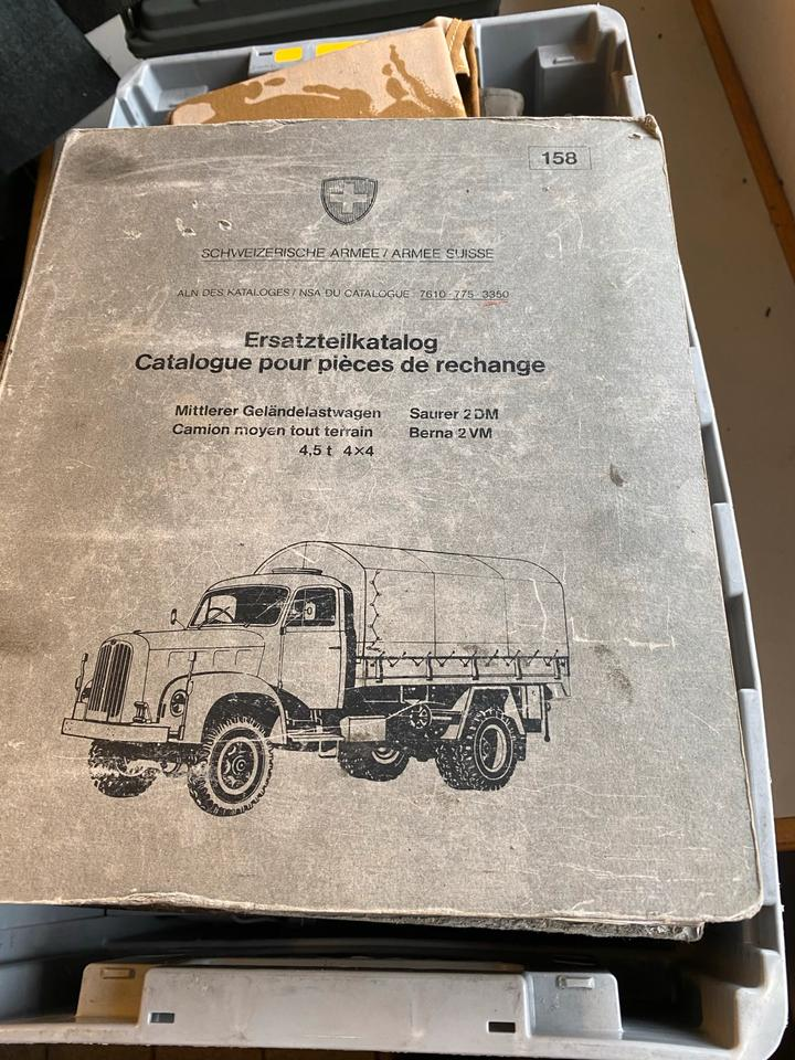 Original Schweizer Ersatzteilkatalog LKW Saurer 2DM 4x4