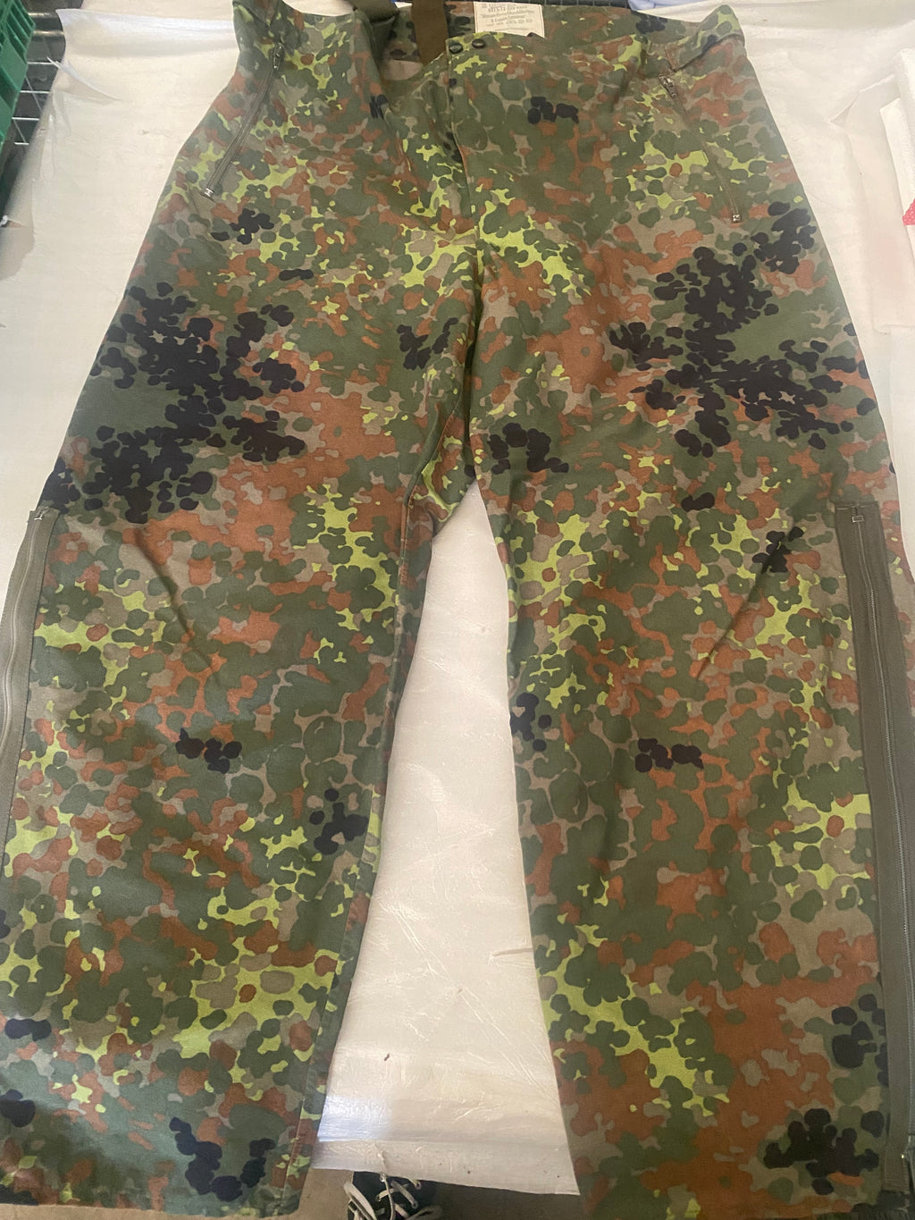 Nässeschutz Hose Bundeswehr Gr. 48-50,52-54-56-58