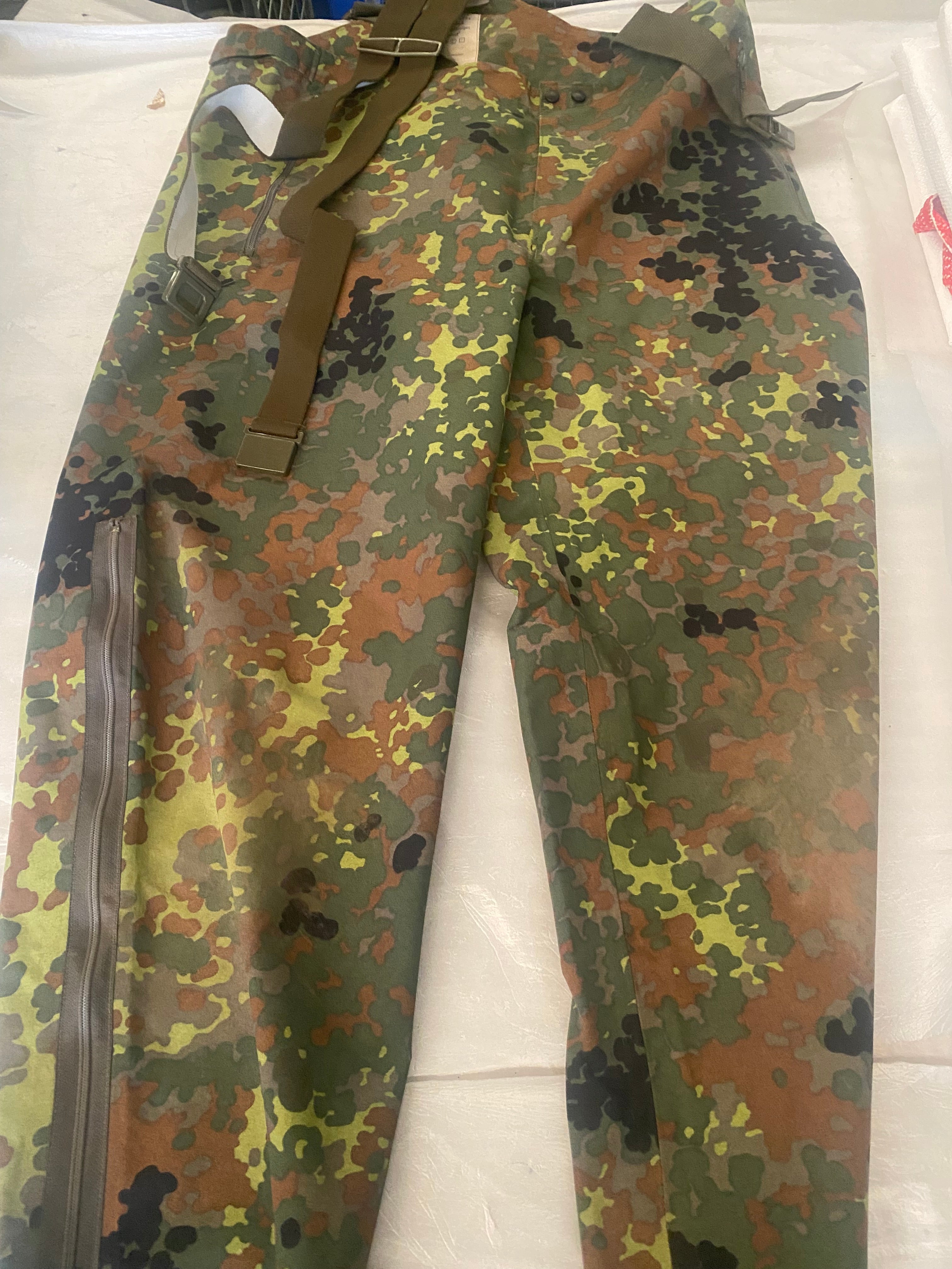 Nässeschutz Hose Bundeswehr Gr. 48-50,52-54-56-58